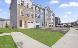 279 Mantoloking Drive, Jackson, NJ 08527