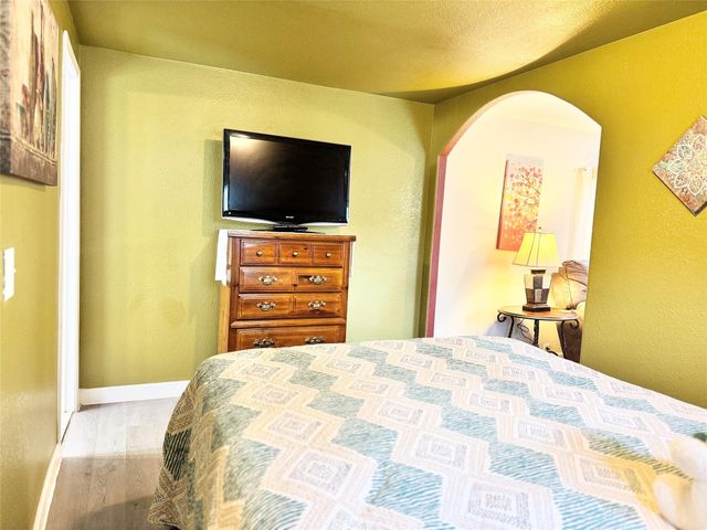 1840 Pine ST, San Marcos, TX 78666