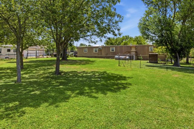 1840 Pine ST, San Marcos, TX 78666