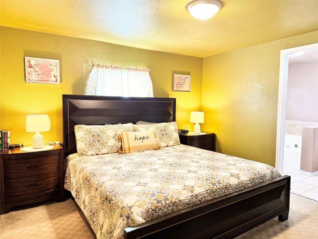 1840 Pine ST, San Marcos, TX 78666