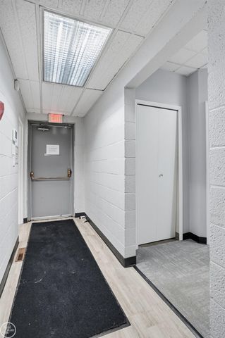 22655 S Chrysler Drive, Hazel Park, MI 48030