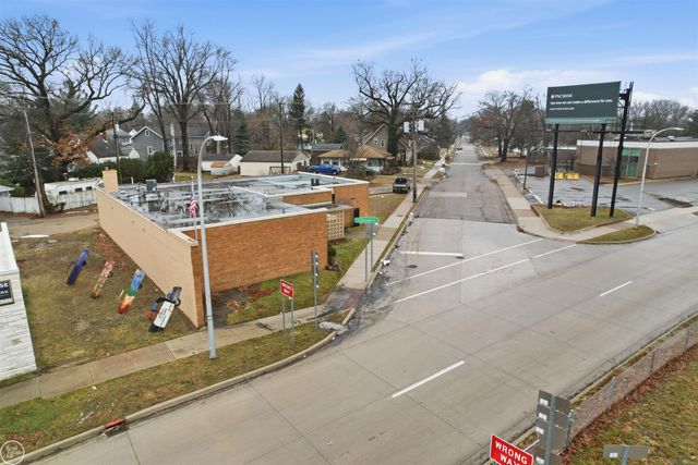 22655 S Chrysler Drive, Hazel Park, MI 48030