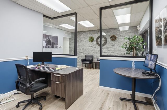 22655 S Chrysler Drive, Hazel Park, MI 48030