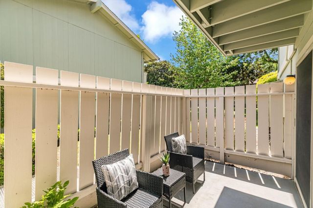 264 N Whisman Road 11, Mountain View, CA 94043