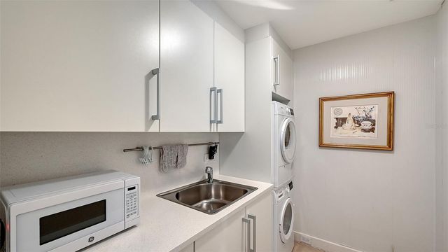 1111 RITZ CARLTON DRIVE 1202, Sarasota, FL 34236