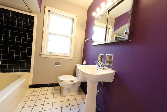 10838 S Wallace Street, Chicago, IL 60628