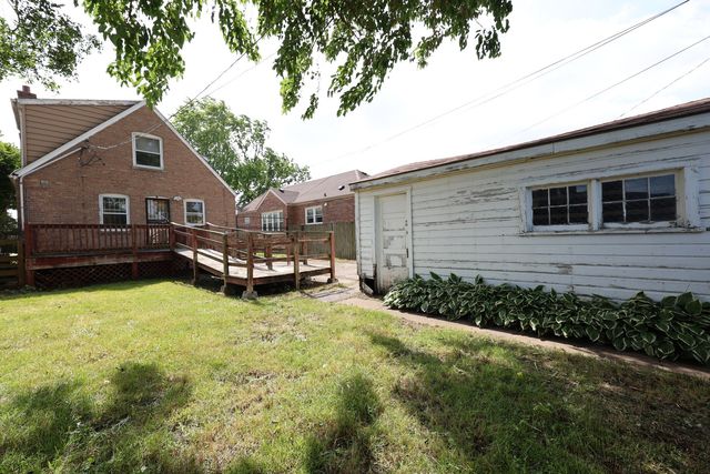 10838 S Wallace Street, Chicago, IL 60628