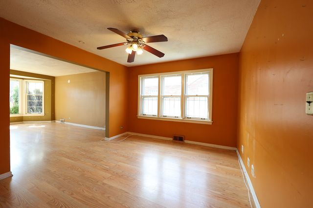 10838 S Wallace Street, Chicago, IL 60628