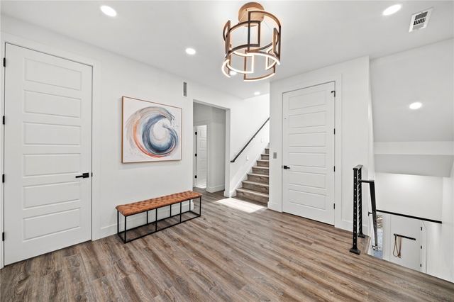 15 Dearhurst Road, Rogers, AR 72756