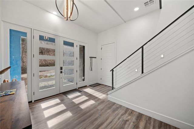 15 Dearhurst Road, Rogers, AR 72756