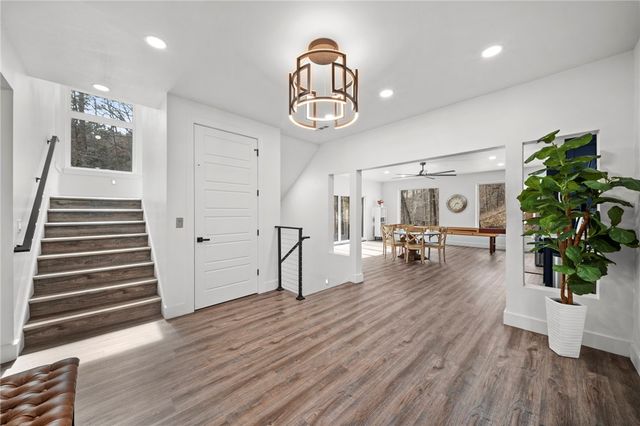 15 Dearhurst Road, Rogers, AR 72756