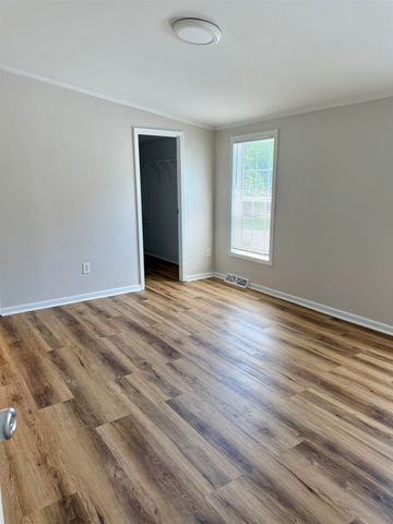 58 Ivy Lane, Farmington, NH 03835