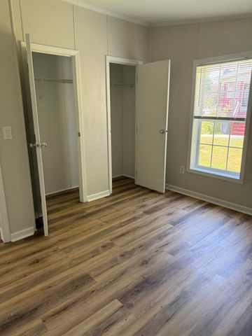 58 Ivy Lane, Farmington, NH 03835