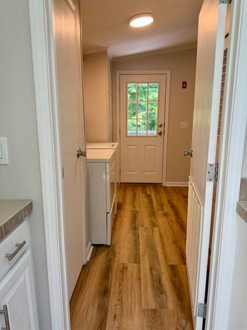 58 Ivy Lane, Farmington, NH 03835
