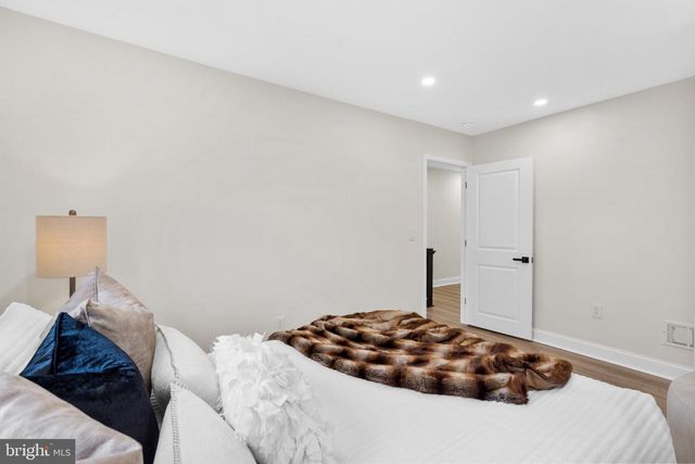 445 W BALTIMORE AVE, Media, PA 19063