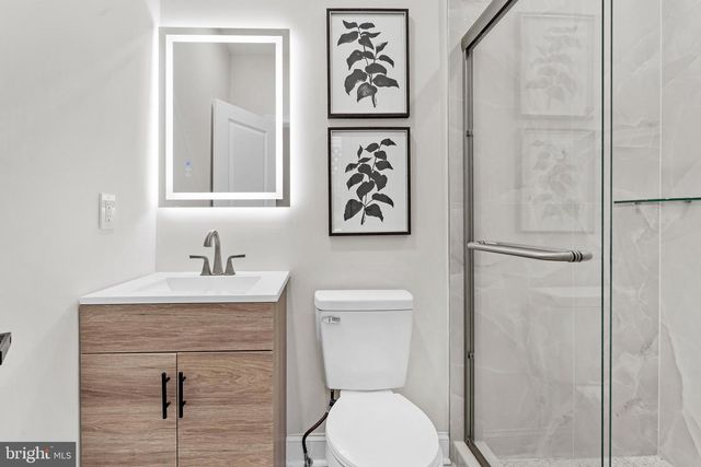 445 W BALTIMORE AVE, Media, PA 19063