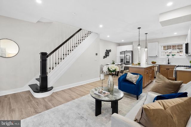 445 W BALTIMORE AVE, Media, PA 19063