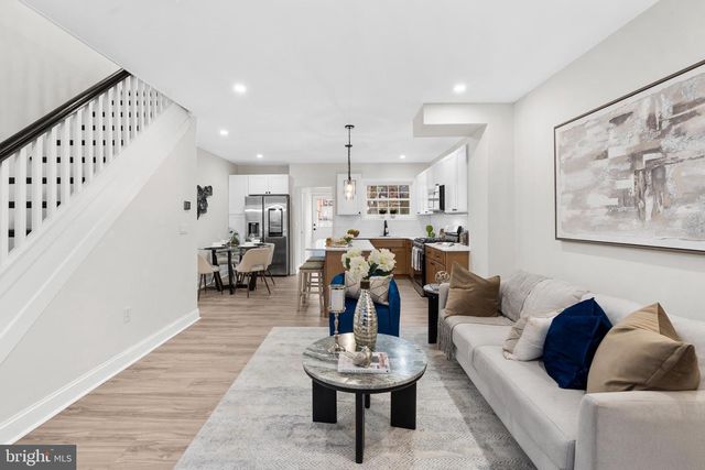 445 W BALTIMORE AVE, Media, PA 19063