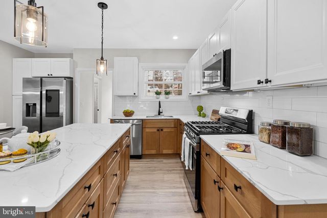 445 W BALTIMORE AVE, Media, PA 19063