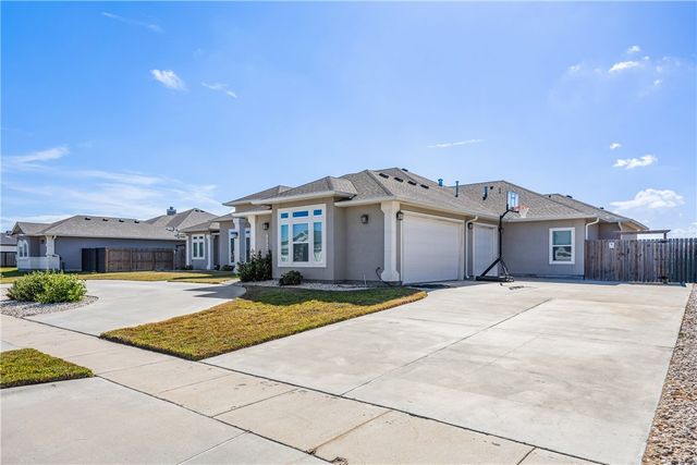 2557 Atlantic View, Corpus Christi, TX 78415
