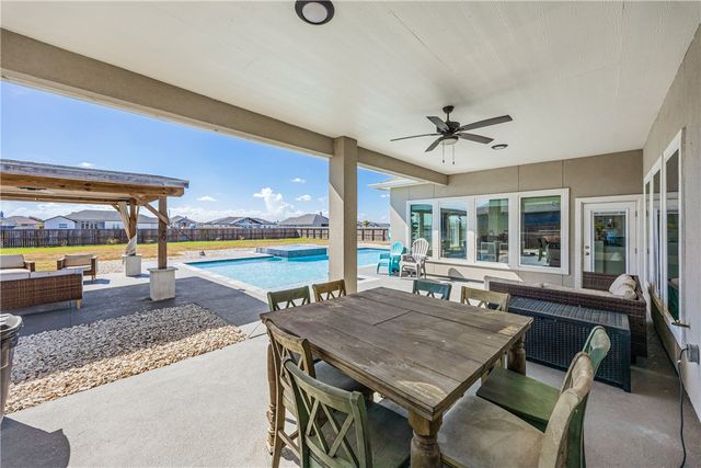 2557 Atlantic View, Corpus Christi, TX 78415