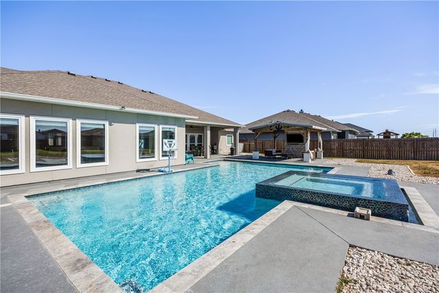 2557 Atlantic View, Corpus Christi, TX 78415