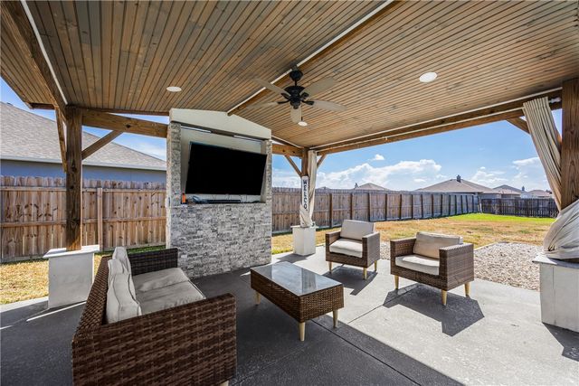 2557 Atlantic View, Corpus Christi, TX 78415