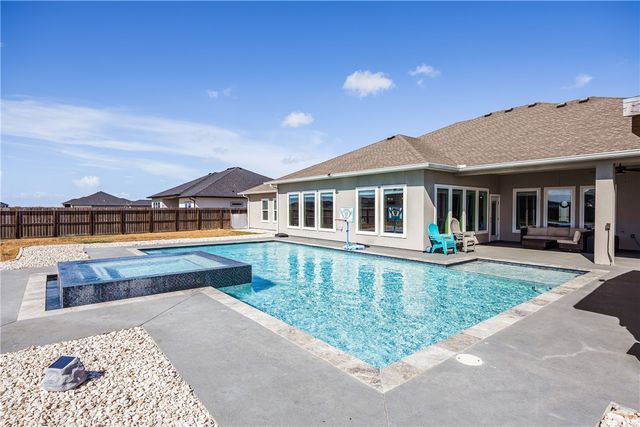 2557 Atlantic View, Corpus Christi, TX 78415