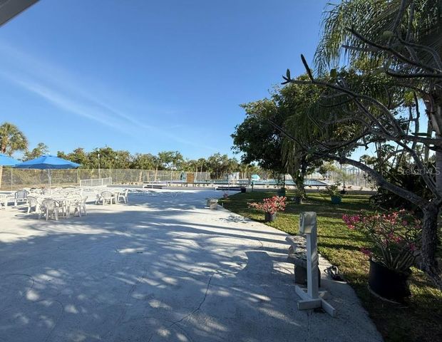 6631 RENSSALAER DRIVE, Bradenton, FL 34207