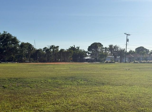 6631 RENSSALAER DRIVE, Bradenton, FL 34207