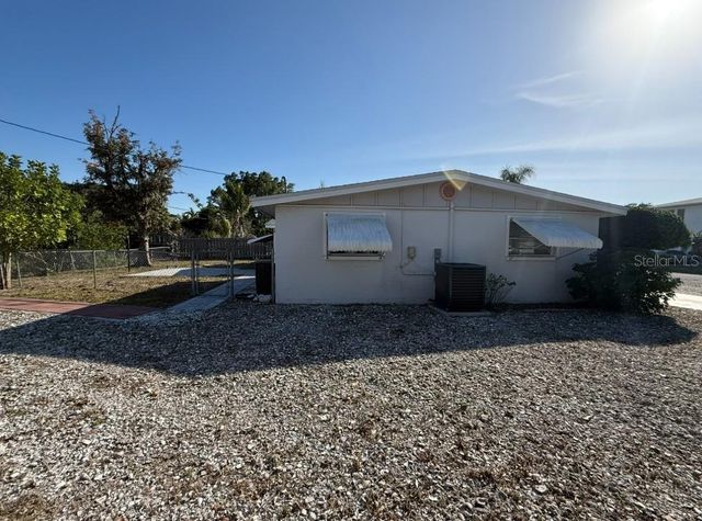 6631 RENSSALAER DRIVE, Bradenton, FL 34207