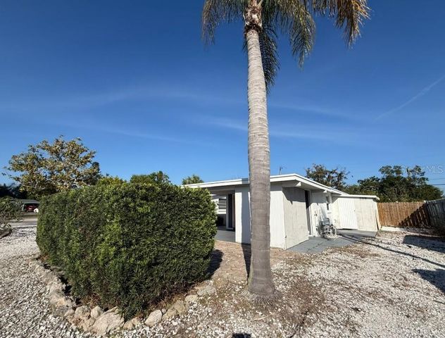 6631 RENSSALAER DRIVE, Bradenton, FL 34207