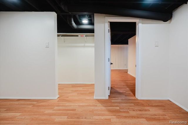 31004 Barton Street, Garden City, MI 48135