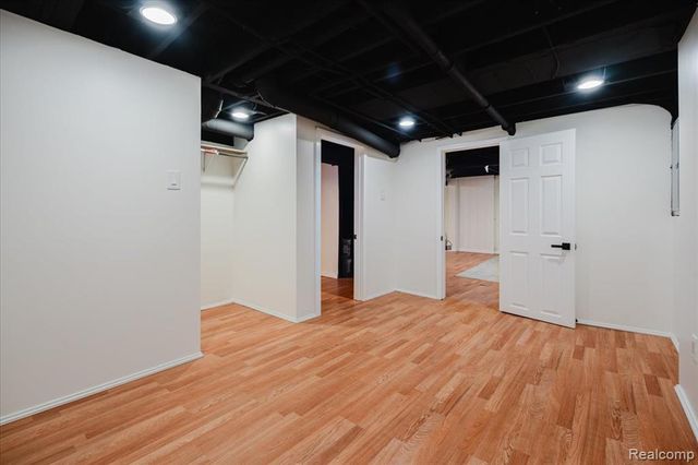 31004 Barton Street, Garden City, MI 48135