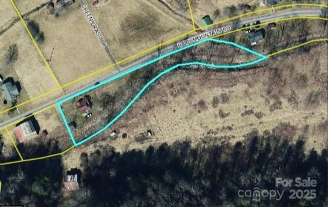 689 Bald Mountain Road, Burnsville, NC 28714