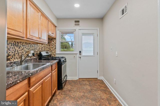 1633 PENTWOOD RD, Baltimore, MD 21239