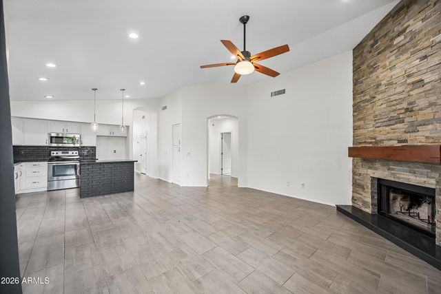 1550 W MAPLEWOOD Street, Chandler, AZ 85286