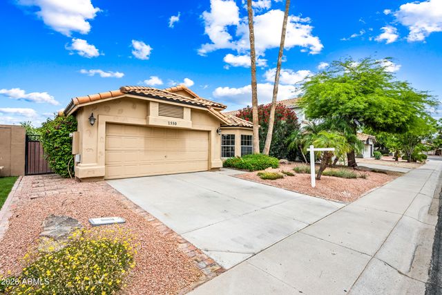 1550 W MAPLEWOOD Street, Chandler, AZ 85286
