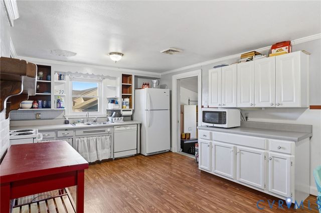 5526 Pole Green Rd, Mechanicsville, VA 23116