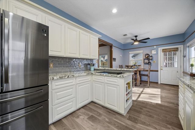 3811 Trappers Forest Drive, Houston, TX 77088