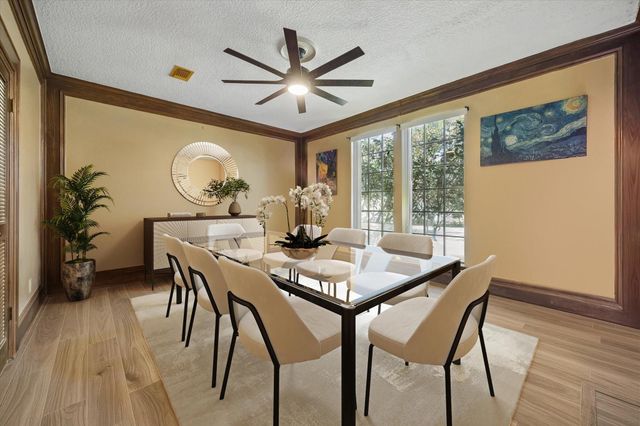 3811 Trappers Forest Drive, Houston, TX 77088