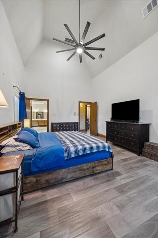 3811 Trappers Forest Drive, Houston, TX 77088