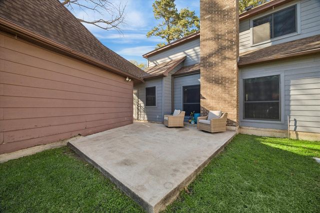 3811 Trappers Forest Drive, Houston, TX 77088
