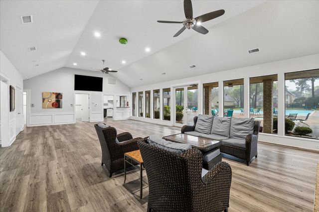 3811 Trappers Forest Drive, Houston, TX 77088