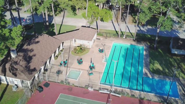 3811 Trappers Forest Drive, Houston, TX 77088