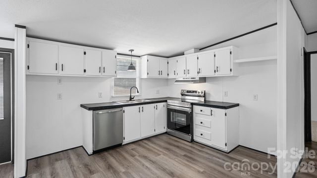 913 Grace Drive, Stanley, NC 28164