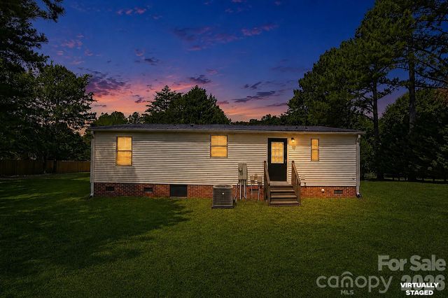 913 Grace Drive, Stanley, NC 28164