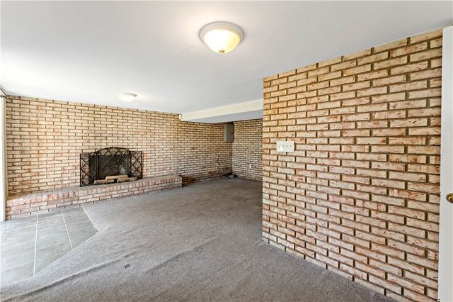 526 State Route 885, Jefferson Hills, PA 15025