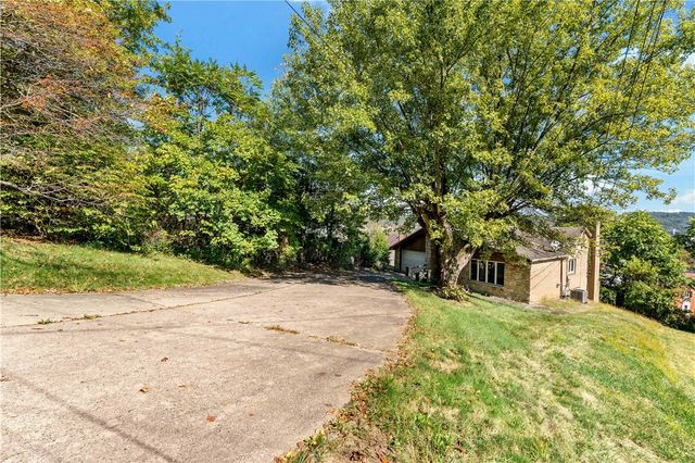 526 State Route 885, Jefferson Hills, PA 15025