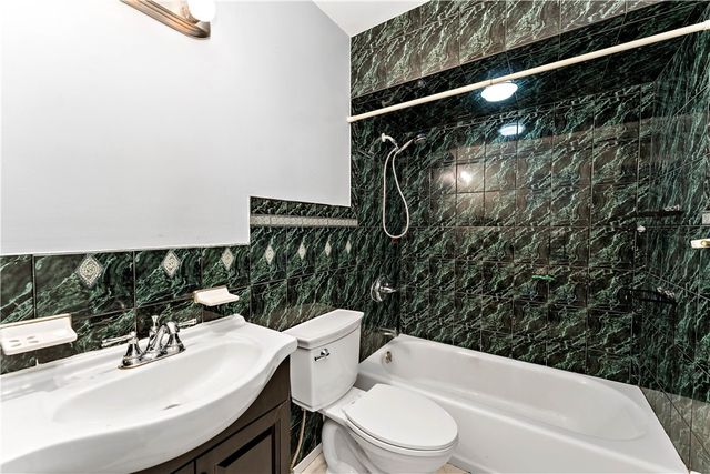 526 State Route 885, Jefferson Hills, PA 15025